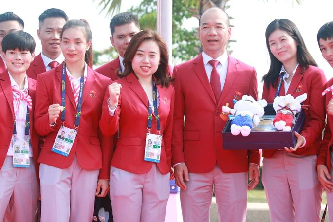 Quốc kỳ 11 quốc gia tung bay tại SEA Games 32 - Ảnh 15.