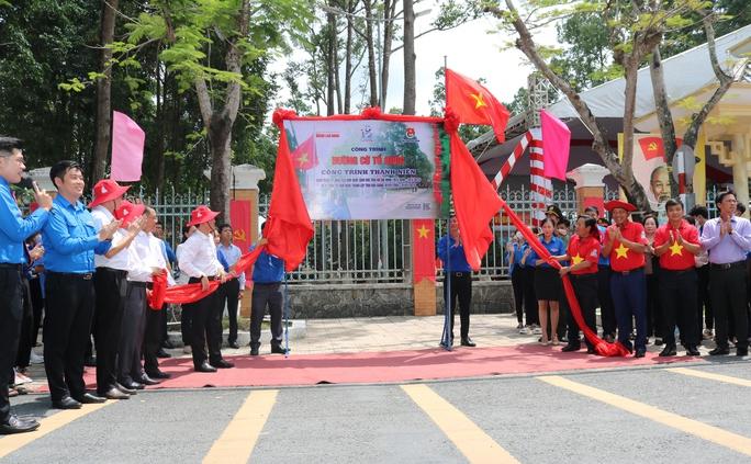 Khánh thành Đường cờ Tổ quốc thứ 3 tại Hậu Giang - Ảnh 9.