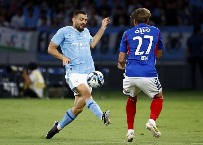 Haaland bùng nổ, Man City thắng ngược chủ nhà Yokohama Marinos - Ảnh 2.