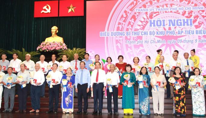 TP HCM biểu dương Bí thư Chi bộ khu phố, ấp tiêu biểu - Ảnh 3.