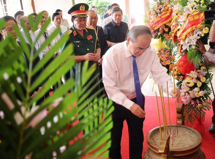 Lãnh đạo Đảng, Nhà nước dự lễ kỷ niệm 110 năm ngày sinh Giáo sư, Viện sĩ Trần Đại Nghĩa - Ảnh 6.