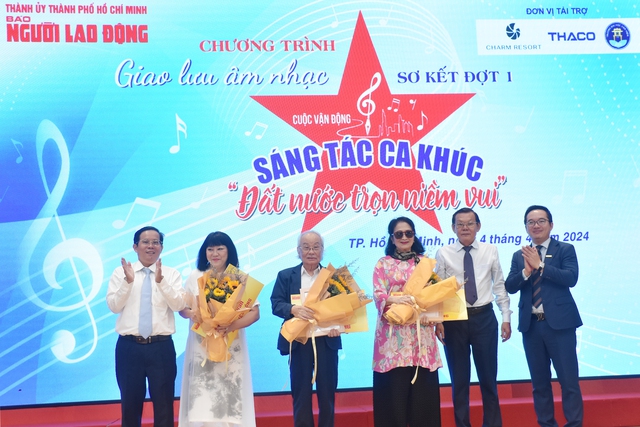 "Mai Vàng tri ân" tặng quà, vinh danh 3 nghệ sĩ- Ảnh 1.