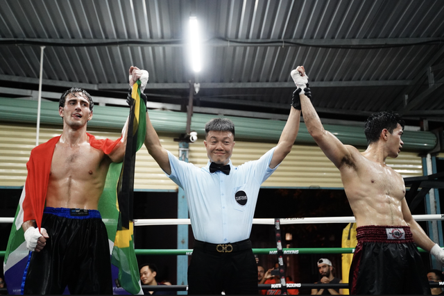 Nóng bỏng sàn đấu Matrix Boxing Championship 1- Ảnh 4.