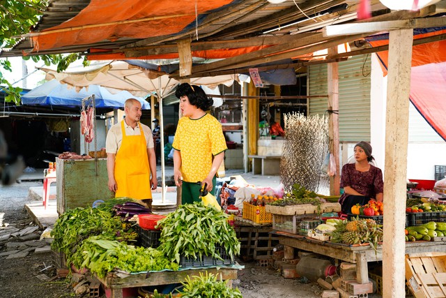 Duy Khương tung