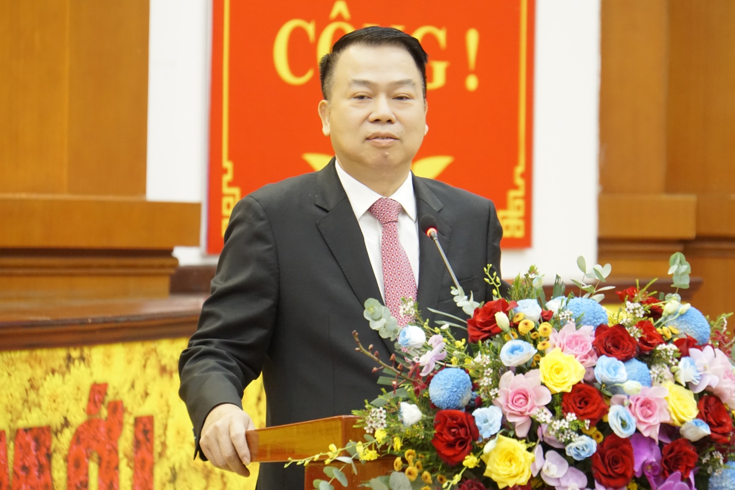 Thứ trưởng Bộ Tài chính Nguyễn Đức Chi chủ trì Họp báo.