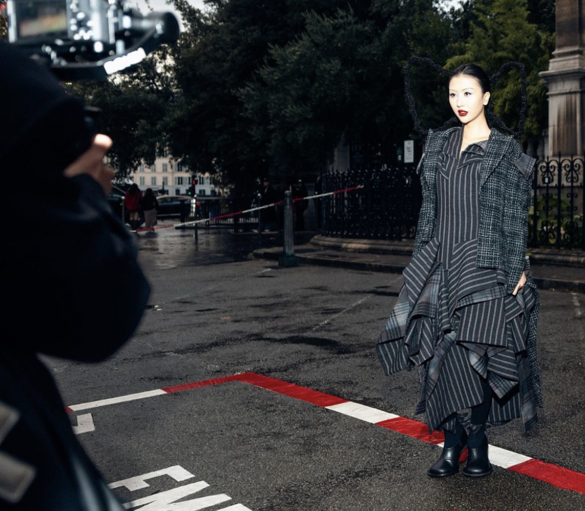 quynh anh shyn bung no tai paris fashion week 2025 voi tao hinh toc doc dao hinh 2