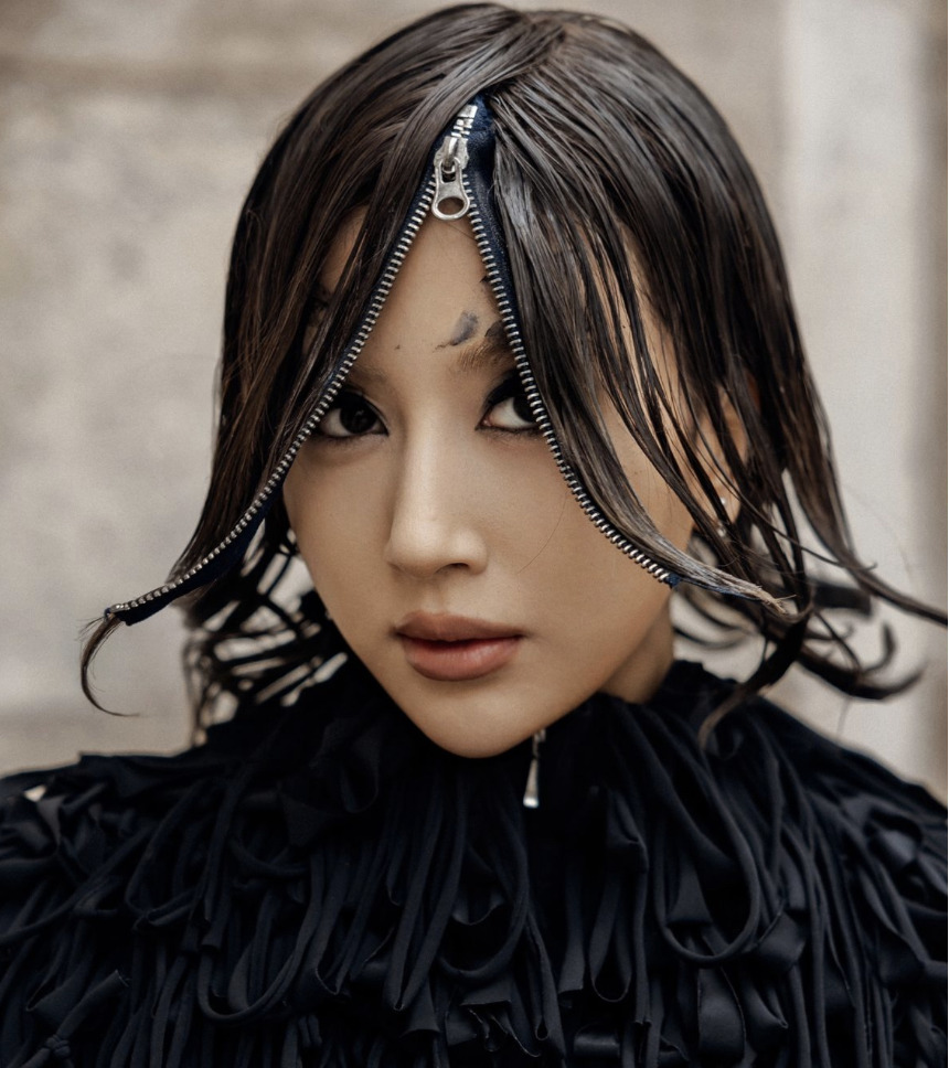 quynh anh shyn bung no tai paris fashion week 2025 voi tao hinh toc doc dao hinh 3