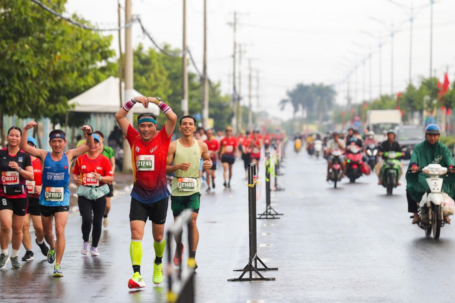 [Chùm ảnh] Toàn cảnh giải Marathon Cà Mau 2024   Cup Petrovietnam