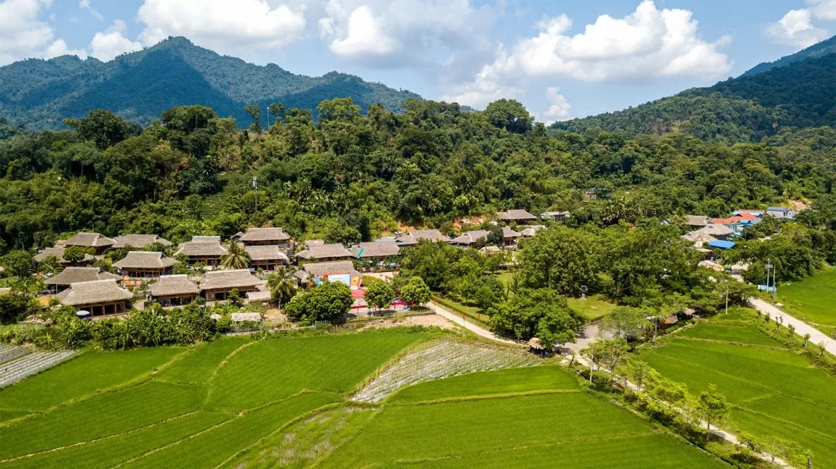 Tuyên Quang: Đẩy mạnh phát triển dịch vụ, thương mại và du lịch vùng đồng bào dân tộc thiểu số miền núi