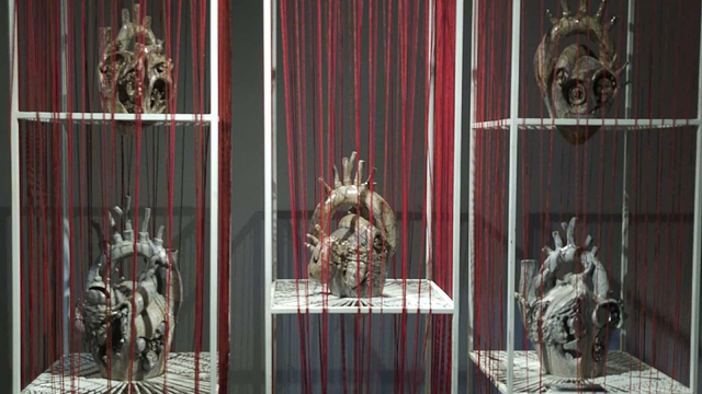 Tôn vinh nét đẹp nghệ thuật gốm tại triển lãm "Gốm Văn"- Ảnh 2. Tôn vinh nét đẹp nghệ thuật gốm tại triển lãm "Gốm Văn"- Ảnh 2.