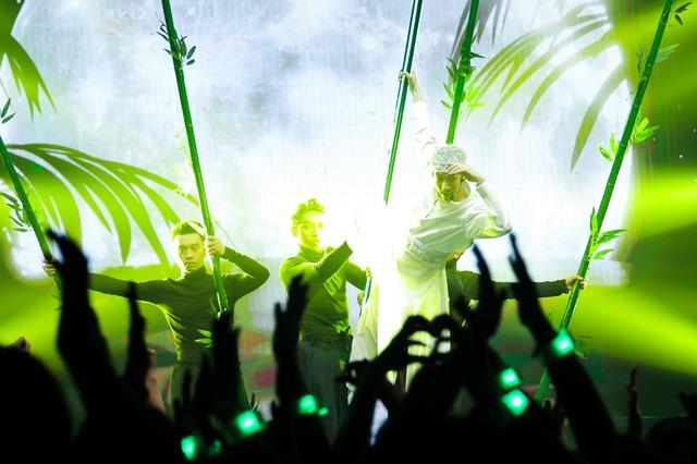 Bầu chọn Hạng mục Ca khúc và MV được yêu thích nhất: Không dễ lựa chọn- Ảnh 3. Bầu chọn Hạng mục Ca khúc và MV được yêu thích nhất: Không dễ lựa chọn- Ảnh 3.