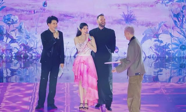 Mai Vàng 2023 là Host "Bước nhảy hoàn vũ 2024"- Ảnh 1. Mai Vàng 2023 là Host "Bước nhảy hoàn vũ 2024"- Ảnh 1.