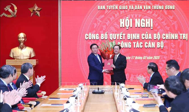 dieu dong bo truong bo khcn huynh thanh dat giu chuc pho truong ban tuyen giao va dan van trung uong hinh 2