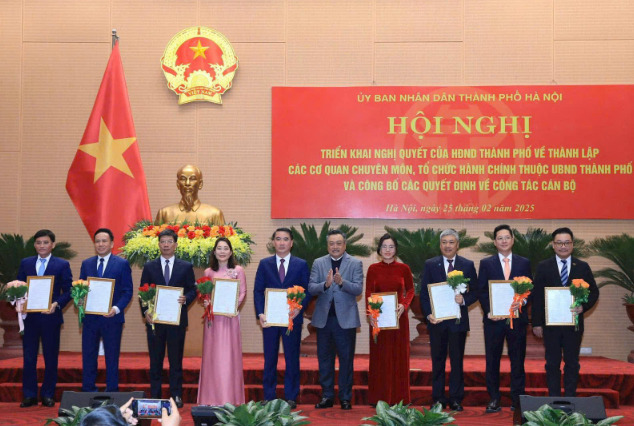 ha noi so tai chinh sau hop nhat co 8 cap pho hinh 1