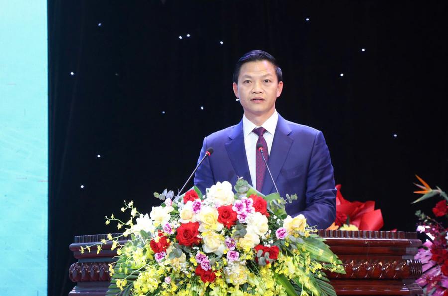 Ông Vương Quốc Tuấn - Chủ tịch UBND tỉnh Bắc Ninh phát biểu về công tác phát triển khoa học công nghệ, chuyển đổi số. z6512887667865-5f84ede6fe198f204720335fa98817d2.jpg