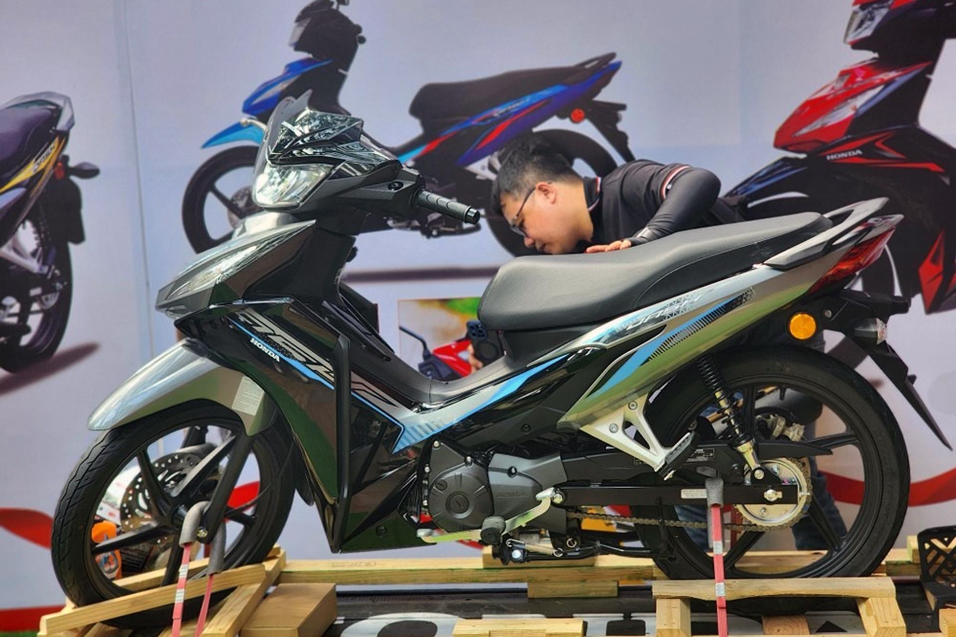 Honda Dash 125 được một doanh nghiệp tư nhân nhập khẩu từ Malaysia - Ảnh: Hồng Phúc