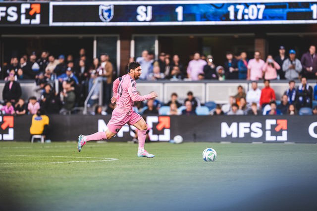 Inter Miami bị cầm hòa, Messi nhận thẻ vàng khi chỉ tay thẳng mặt trọng tài- Ảnh 2.