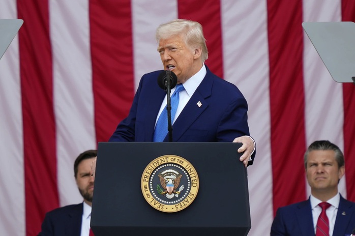 Tổng thống Donald Trump cân nhắc trừng phạt Nga- Ảnh 1.