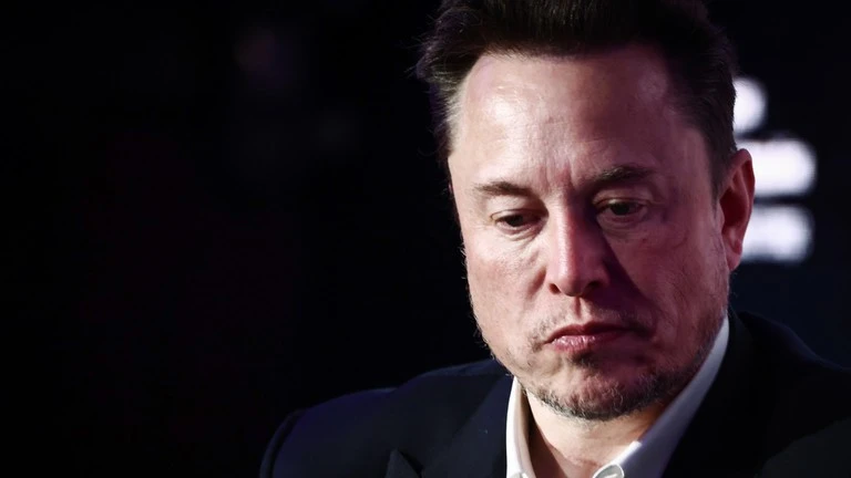 Tỷ phú Elon Musk tuyên bố từ chức nhân viên chính phủ đặc biệt.