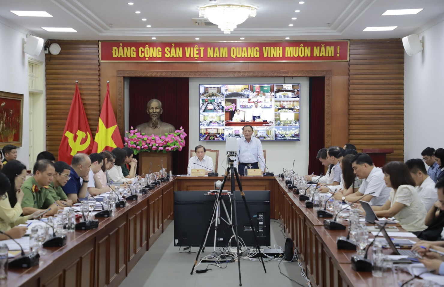 Quang cảnh buổi họp. Ảnh: Website Bộ VH-TT&DL