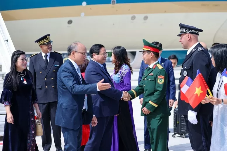 Đây là lần đầu tiên Thủ tướng Chính phủ Việt Nam tham dự Hội nghị Đại dương của Liên Hợp Quốc; là chuyến thăm Pháp đầu tiên của Thủ tướng Chính phủ kể từ khi hai nước nâng cấp quan hệ lên Đối tác chiến lược toàn diện vào tháng 10/2024 - Ảnh: VGP/Nhật Bắc Đây là lần đầu tiên Thủ tướng Chính phủ Việt Nam tham dự Hội nghị Đại dương của Liên Hợp Quốc; là chuyến thăm Pháp đầu tiên của Thủ tướng Chính phủ kể từ khi hai nước nâng cấp quan hệ lên Đối tác chiến lược toàn diện vào tháng 10/2024 - Ảnh: VGP/Nhật Bắc