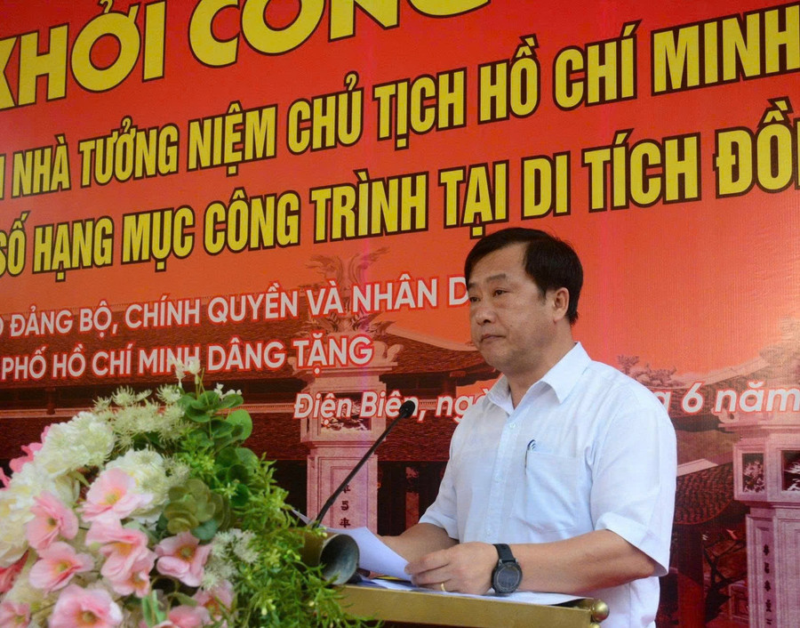 Ông Vừ A Bằng, Phó Chủ tịch UBND tỉnh Điện Biên phát biểu tại lễ khởi công. vu-a-bang.jpg