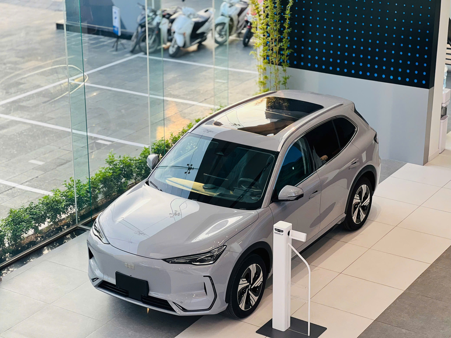 Geely Việt Nam triển khai chương trình ưu đãi Early Bird dành riêng cho khách hàng tiên phong đặt cọc.