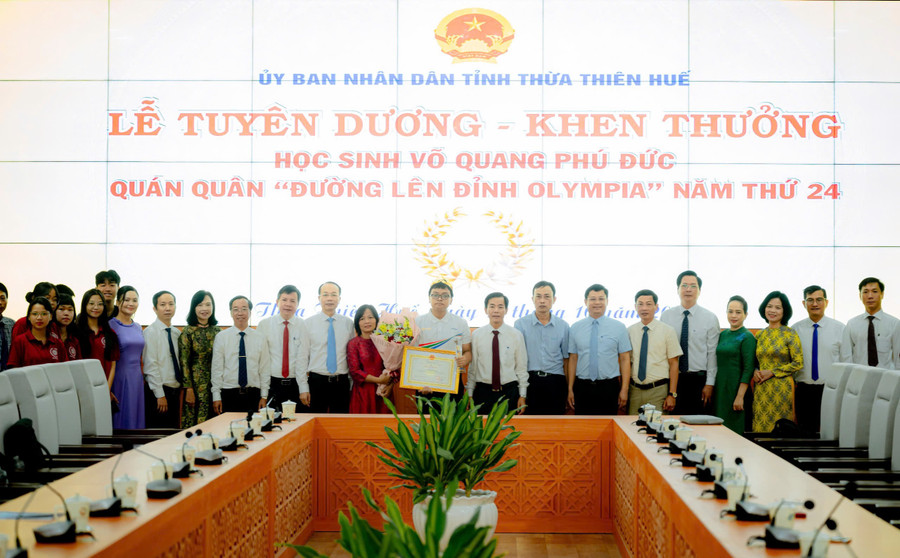 a4-xay-dung-tp-hue-thanh-trung-tam-lon-cua-ca-nuoc-ve-giao-duc-va-dao-tao-da-nganh-da-linh-vuc-chat-luong-cao.jpg