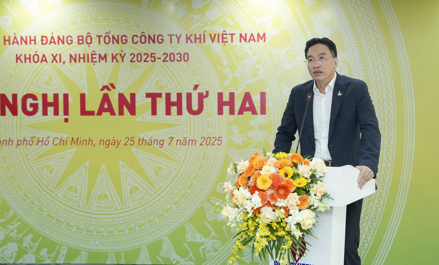 Đồng chí Nguyễn Thanh Bình - Bí thư Đảng ủy, Chủ tịch HĐQT PV GAS phát biểu khai mạc Hội nghị