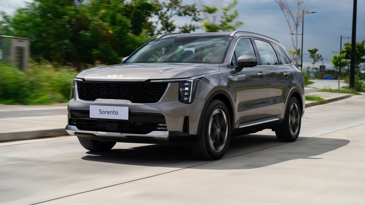 Kia Sorento 2025 mới đây đã xuất hiện tại trung tâm kiểm định khí thải - Ảnh: ĐT