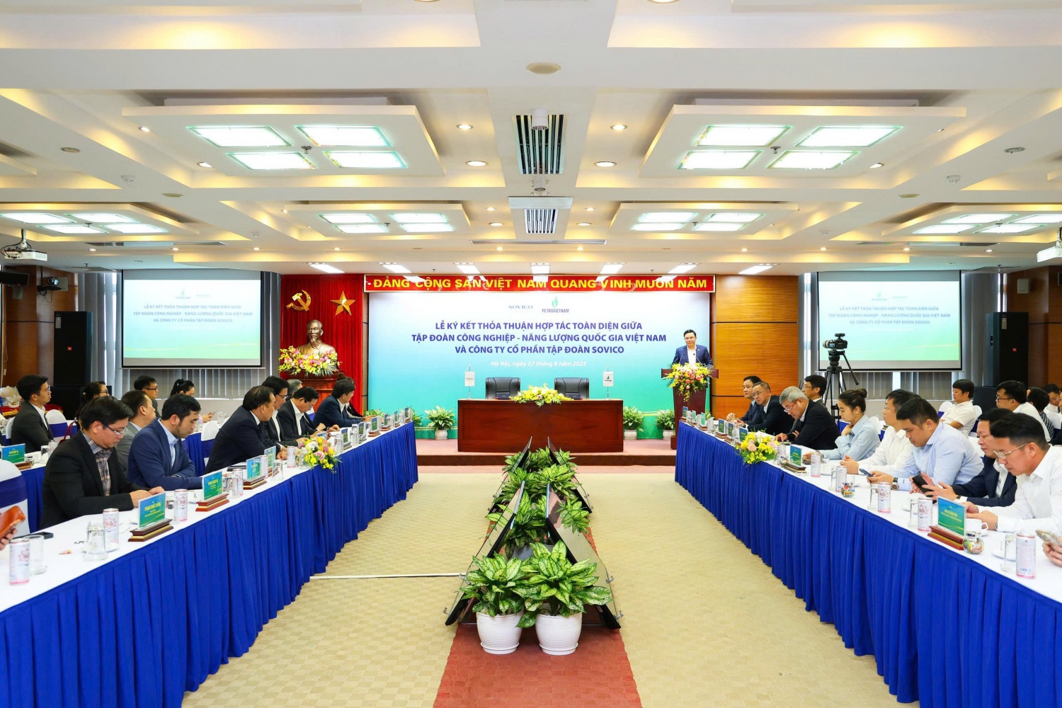 Petrovietnam hợp tác toàn diện với SOVICO: Động lực mới cho phát triển năng lượng và kinh tế biển