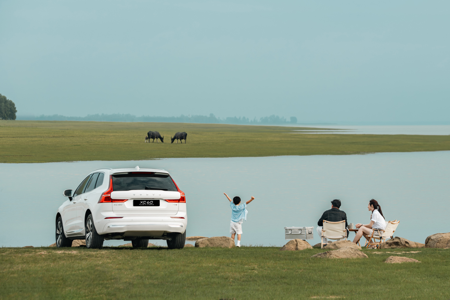 Volvo luôn giữ cho những sản phẩm của mình phong cách thiết kế độc bản. Ở XC60, vẻ đẹp của sự tối giản, tinh tế và sang trọng được kế thừa qua nhiều thế hệ.