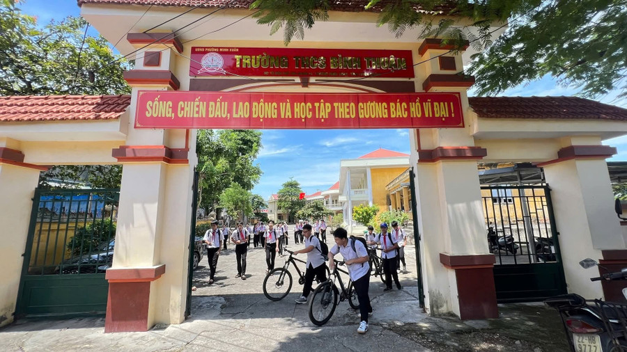 Học sinh Trường THCS Bình Thuận. 1000040324.jpg