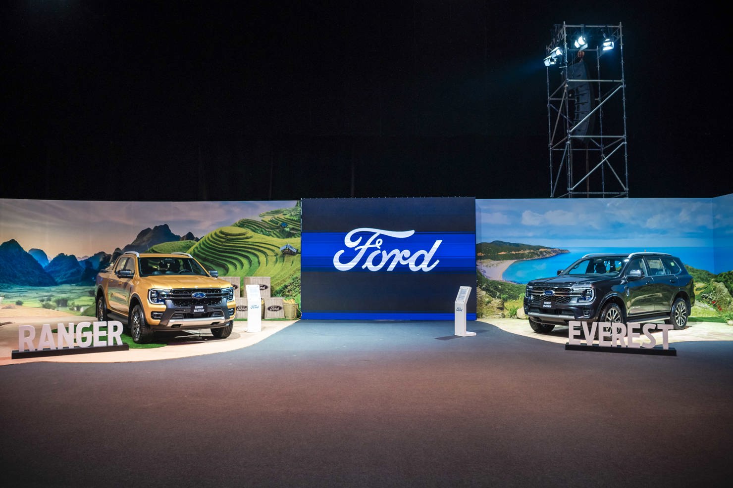 Suốt 3 thập kỷ qua, Ford không ngừng đóng vai trò dẫn dắt trong nhiều phân khúc, đặc biệt là bán tải và xe thương mại. Ford Ranger đã trở thành mẫu xe bán tải được ưa chuộng hàng đầu tại Việt Nam.