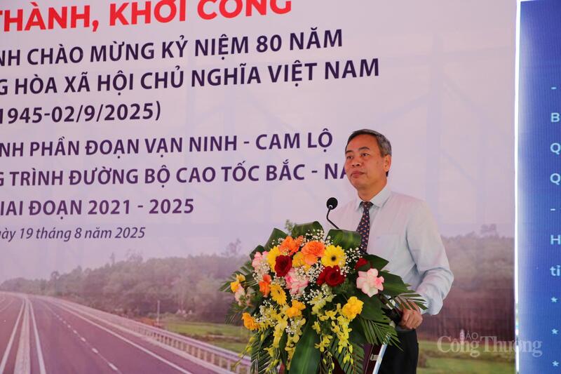 Ông Nguyễn Đăng Quang - Chủ tịch HĐND tỉnh Quảng Trị phát biểu tại buổi lễ