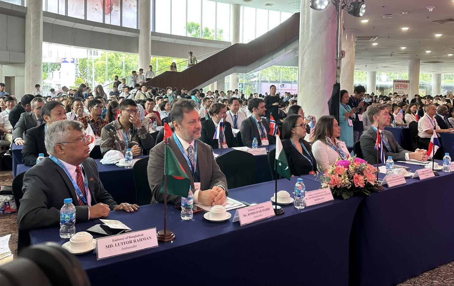 Nhiều tố chức, doanh nghiệp nước ngoài quan tâm tham dự Vietfish 2025. Ảnh: T.H