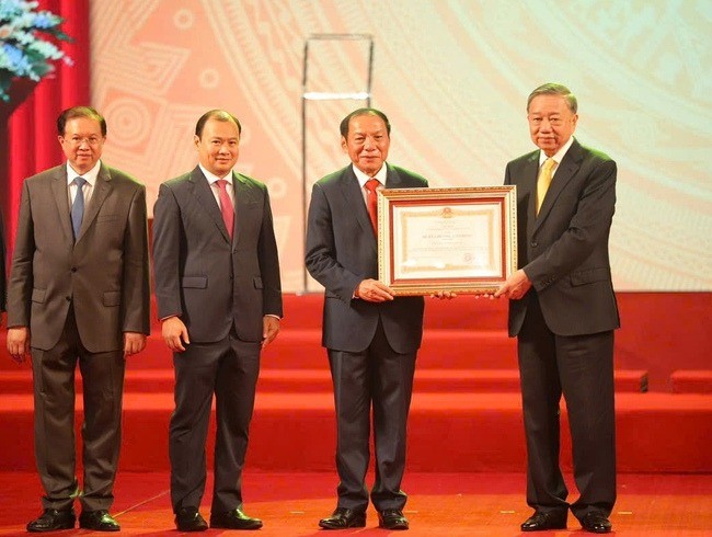 Ngành Văn hóa Việt Nam - 80 năm soi đường cho quốc dân đi Ngành Văn hóa Việt Nam - 80 năm soi đường cho quốc dân đi