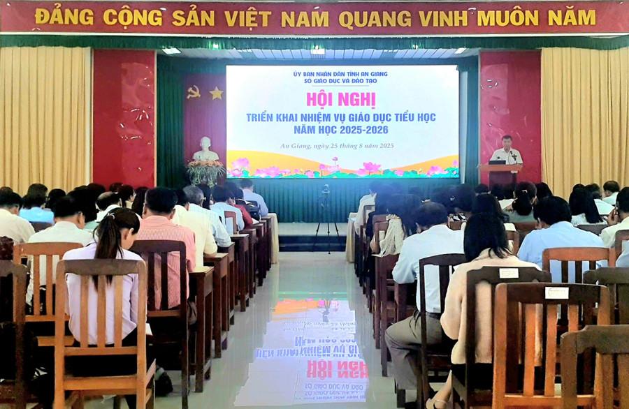 Hội nghị Triển khai nhiệm vụ năm học 2025 - 2026 cấp Tiểu học.