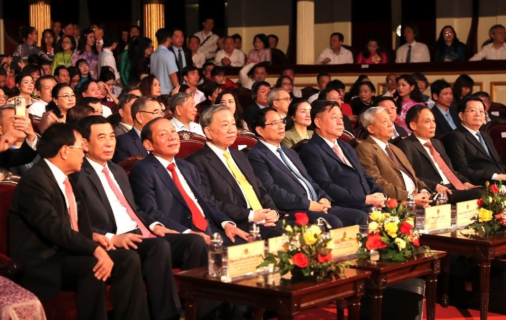 Lãnh đạo Đảng, Nhà nước dự Lễ kỷ niệm Lãnh đạo Đảng, Nhà nước dự Lễ kỷ niệm