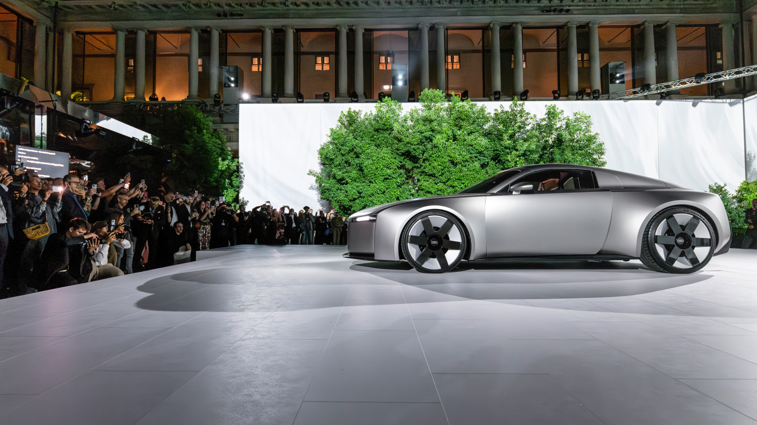Audi Concept C, sẽ được trưng bày tại Triển lãm Ô tô Quốc tế Munich (IAA) ở Munich, là mẫu xe ý tưởng đầu tiên của triết lý thiết kế mới này.
