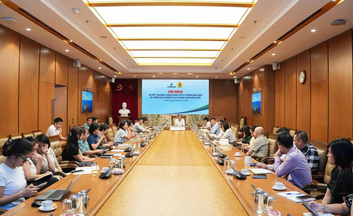 Công đoàn Bộ máy QL&ĐH Petrovietnam:   Sẵn sàng cho chặng đường mới