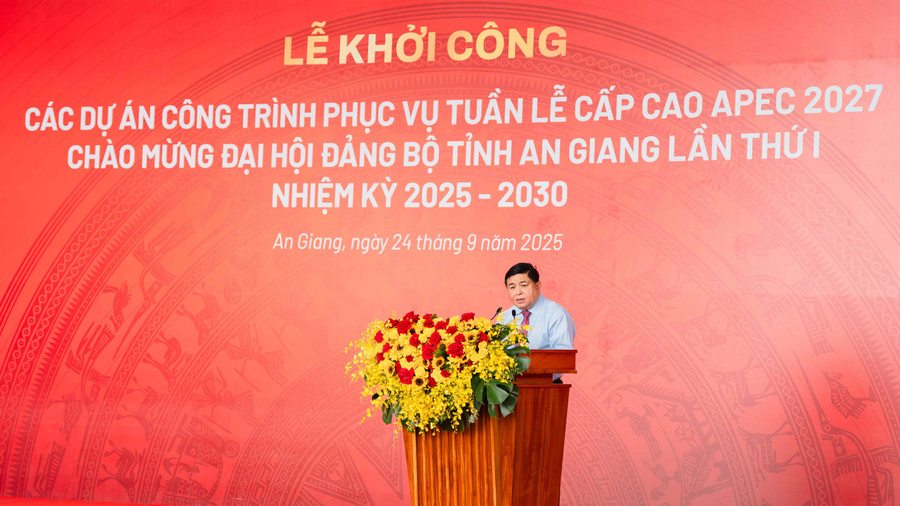 ag-khoi-cong.jpg