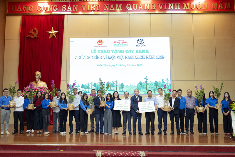 Chương trình ‘Vì một Việt Nam xanh’ mang ý nghĩa thiết thực, góp phần tạo dựng không gian xanh. Ảnh: Minh Thành.