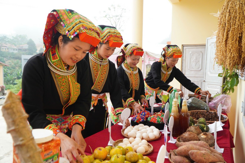 Nhiều xã vùng cao Lạng Sơn đang hình thành những vùng sản xuất tập trung gắn với đặc sản địa phương