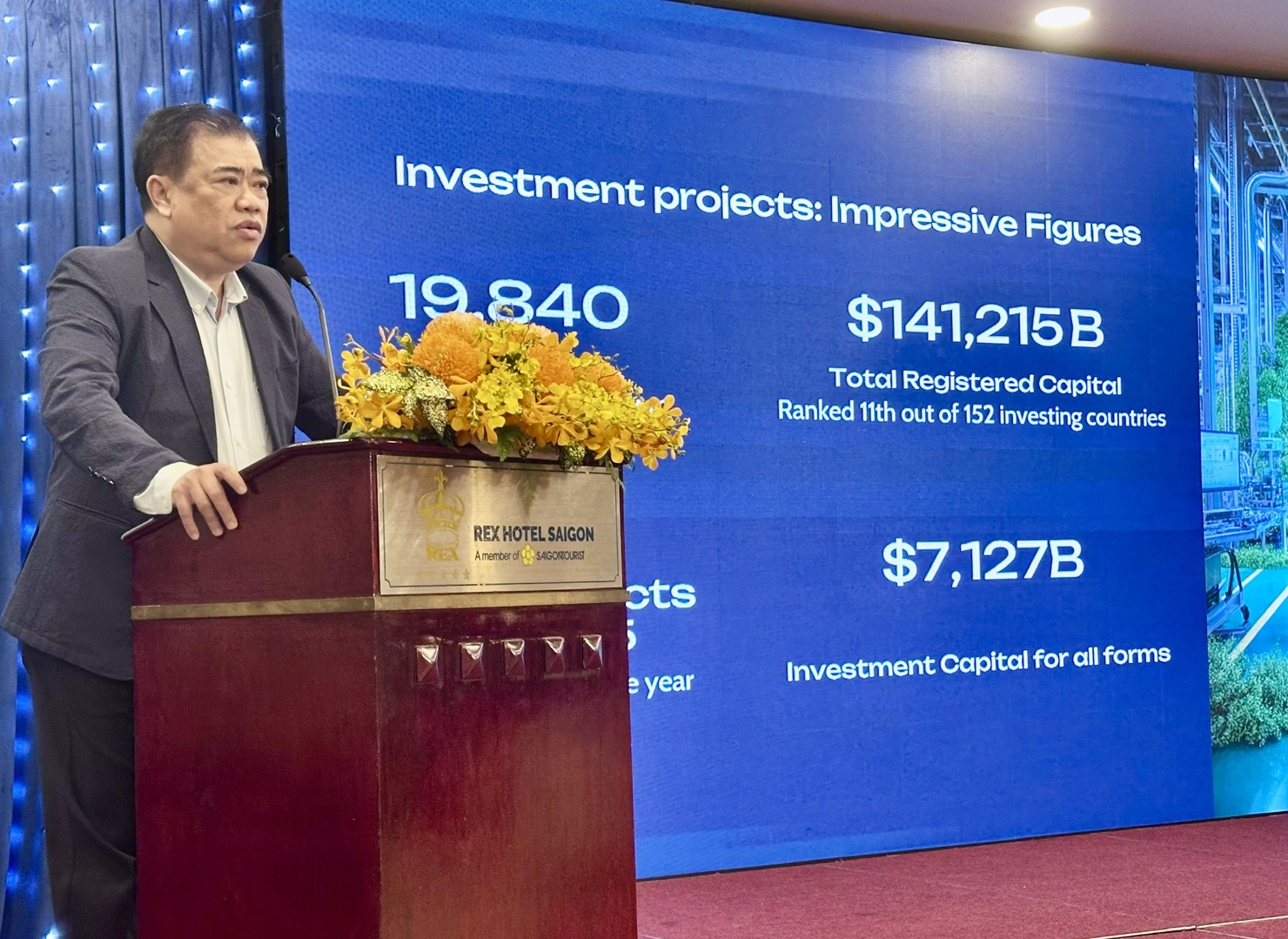 Ông Nguyễn Thanh Toàn chia sẻ tại hội nghị. Ảnh: T.H