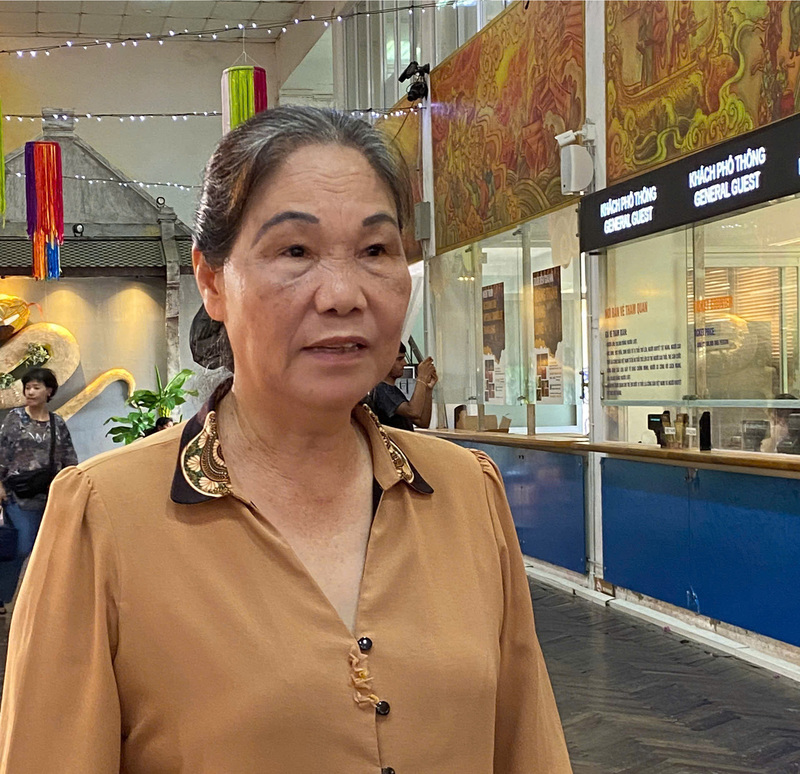 Bà Hà Thị Vinh, Chủ tịch Hiệp hội Thủ công mỹ nghệ và Làng nghề Hà Nội. Ảnh: Nguyễn Hạnh