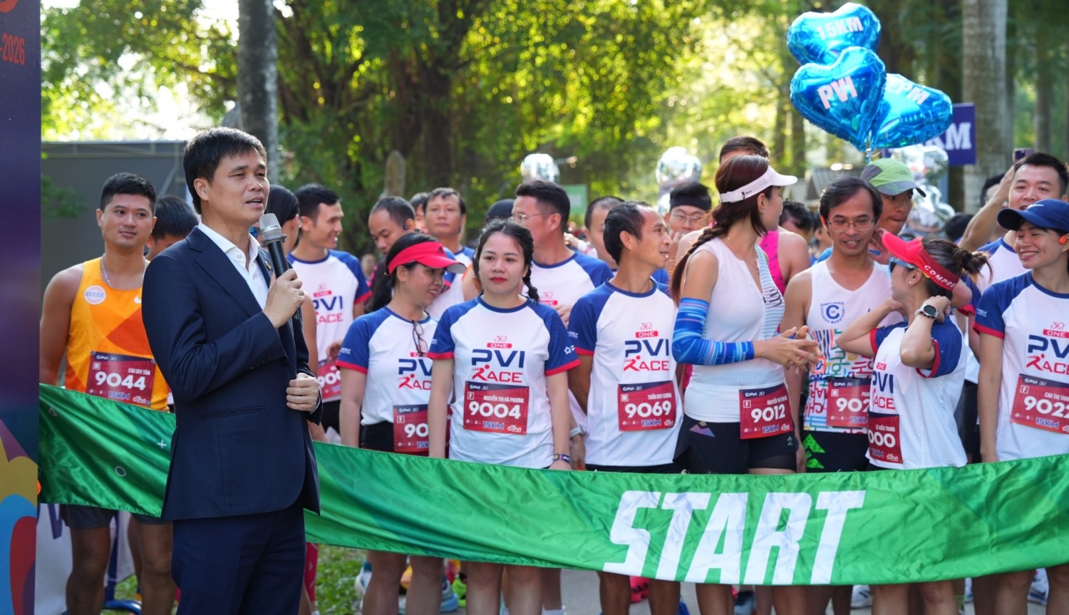 [Chùm ảnh] Sôi nổi Ngày hội Văn hóa Thể thao 30 năm PVI: “One Beat - One Dream”