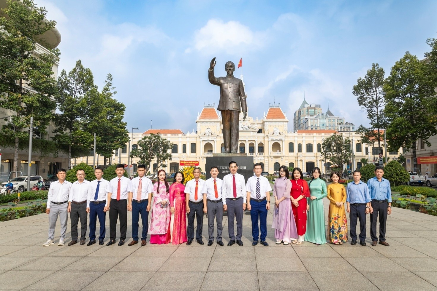 PV Paint bồi đắp thế hệ đảng viên trẻ - Lan tỏa niềm tin và khát vọng cống hiến