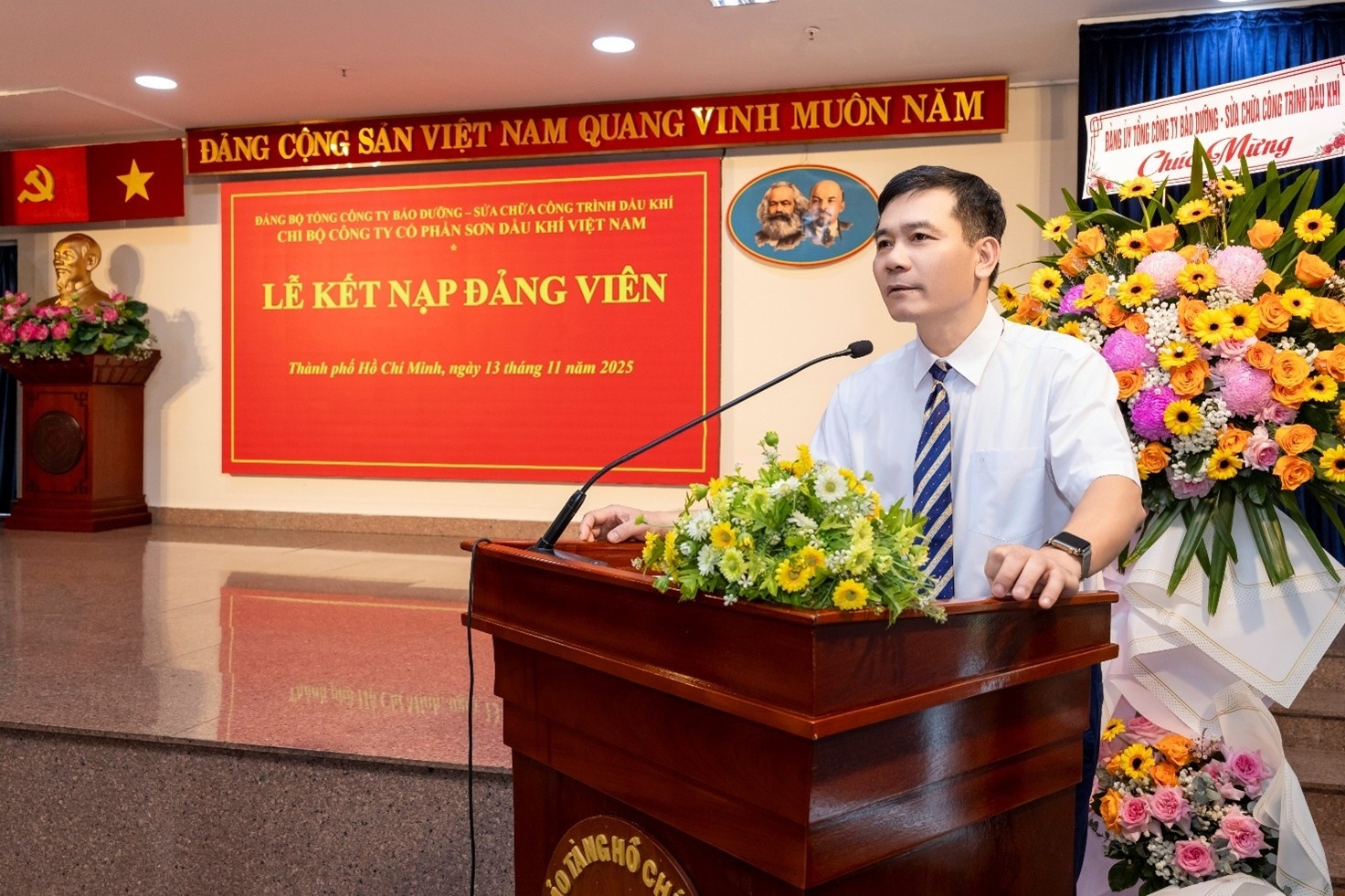 PV Paint bồi đắp thế hệ đảng viên trẻ - Lan tỏa niềm tin và khát vọng cống hiến