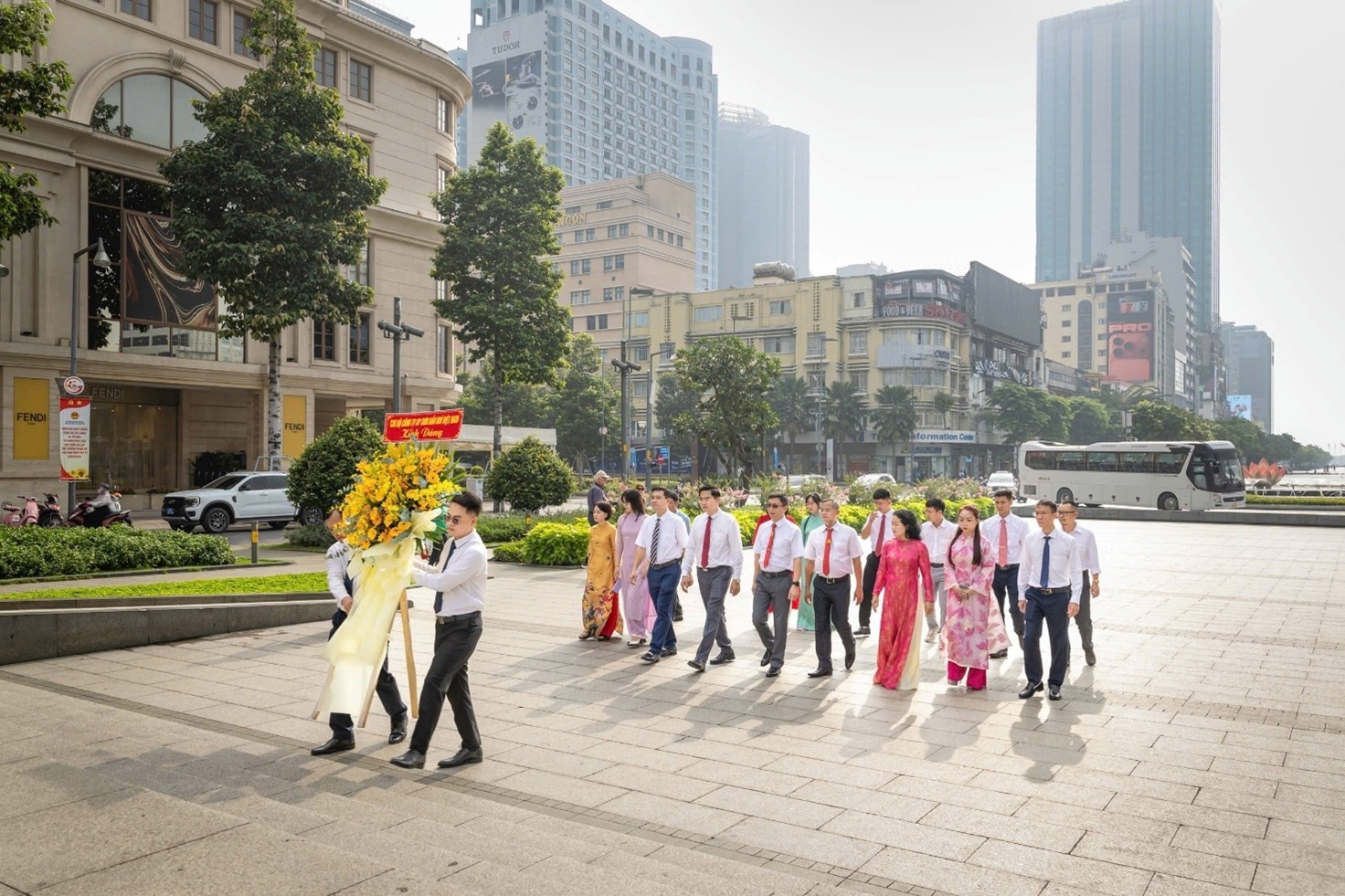 PV Paint bồi đắp thế hệ đảng viên trẻ - Lan tỏa niềm tin và khát vọng cống hiến